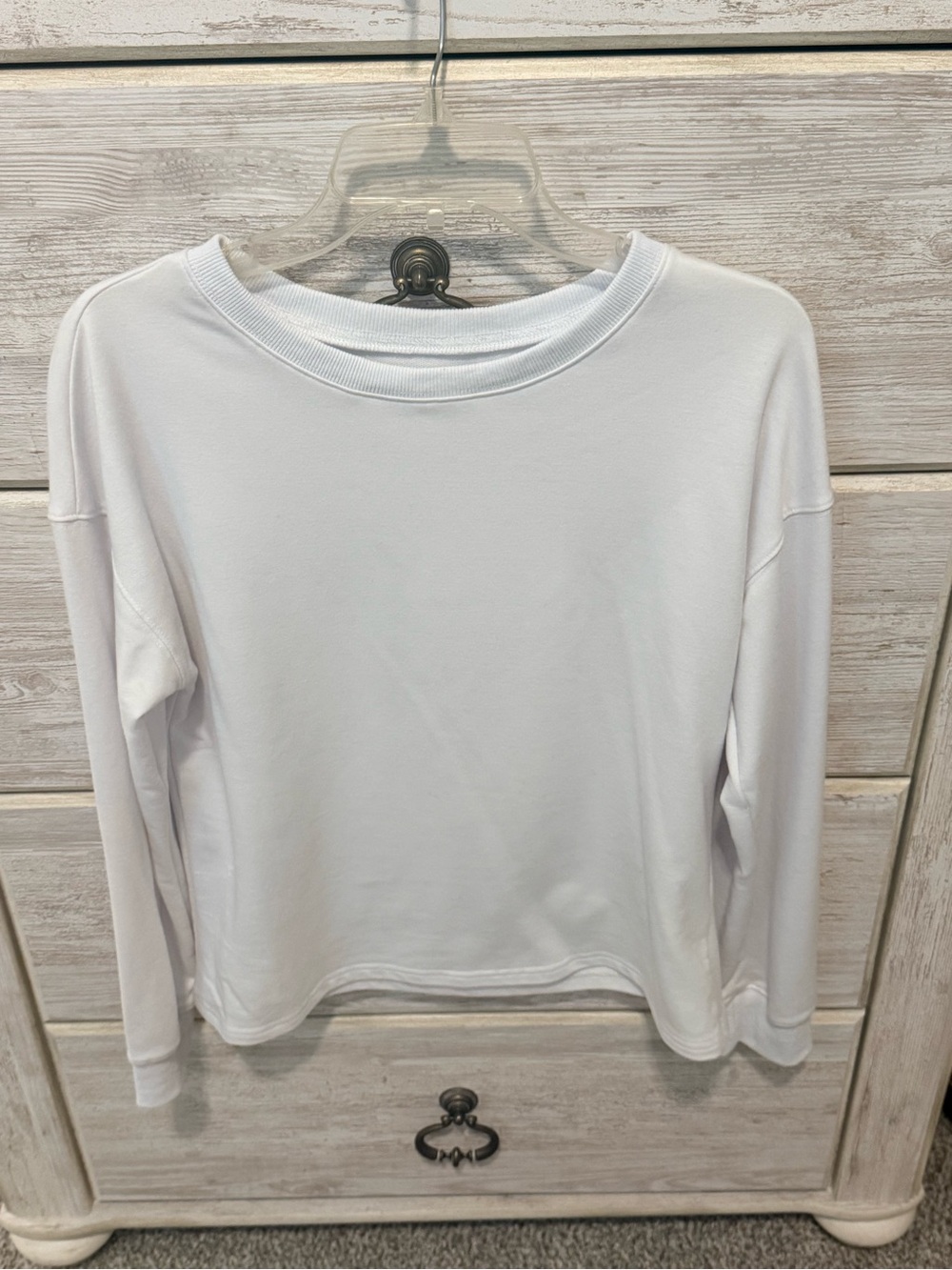 Women's White Long-Sleeve Crewneck Top